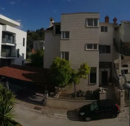 Pensión Park Marjan *